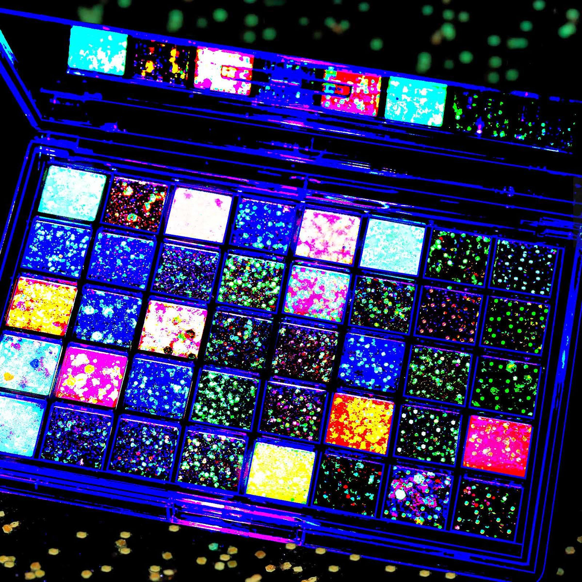 Fandamei palette top view showing 40 vibrant, travel-ready gel colors and quick selection