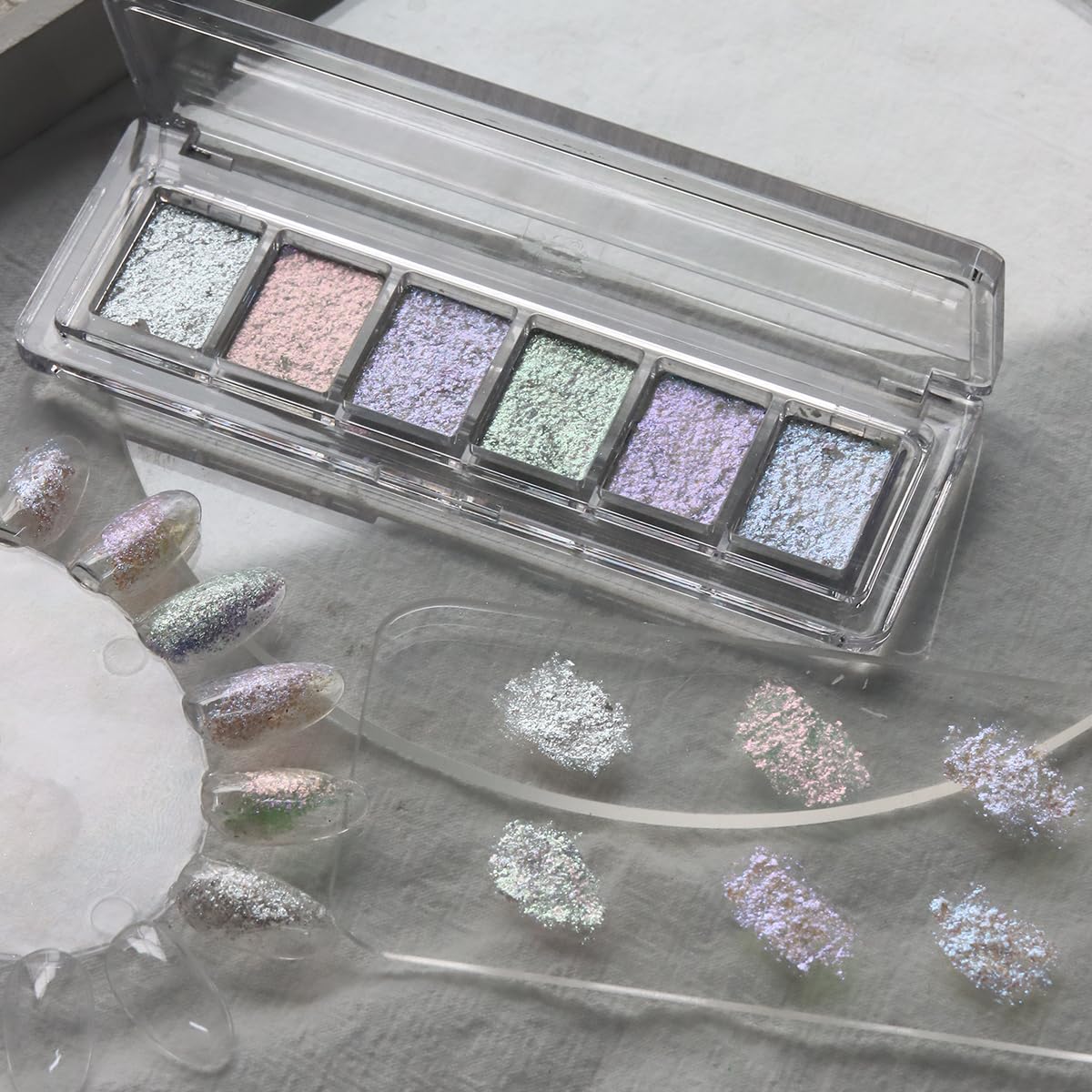 Fcozpjk mud texture close-up showing controlled glitter and storage benefit