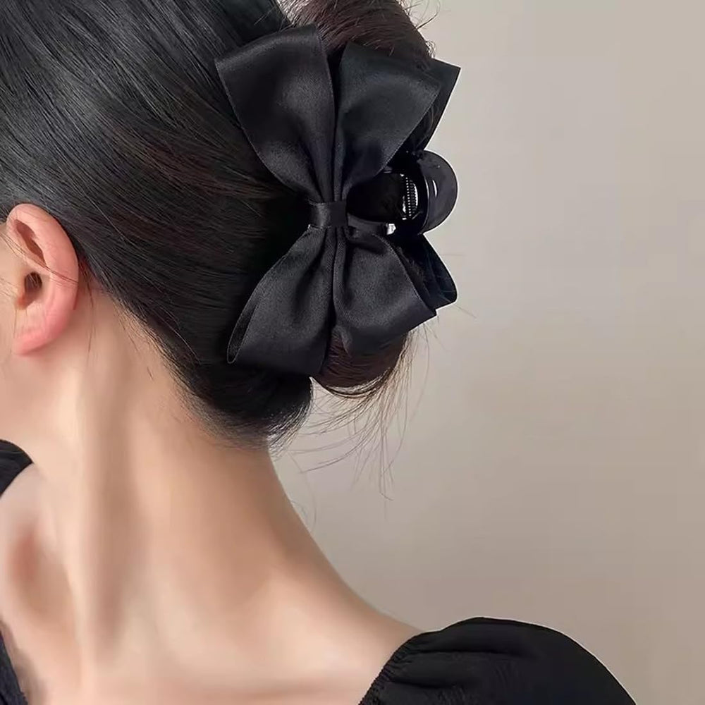 FDBJulyy clipped hair in bathroom mirror ready for makeup and daily routines