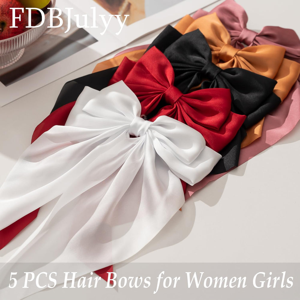 FDBJulyy clips packed in a travel pouch offering compact storage and convenience