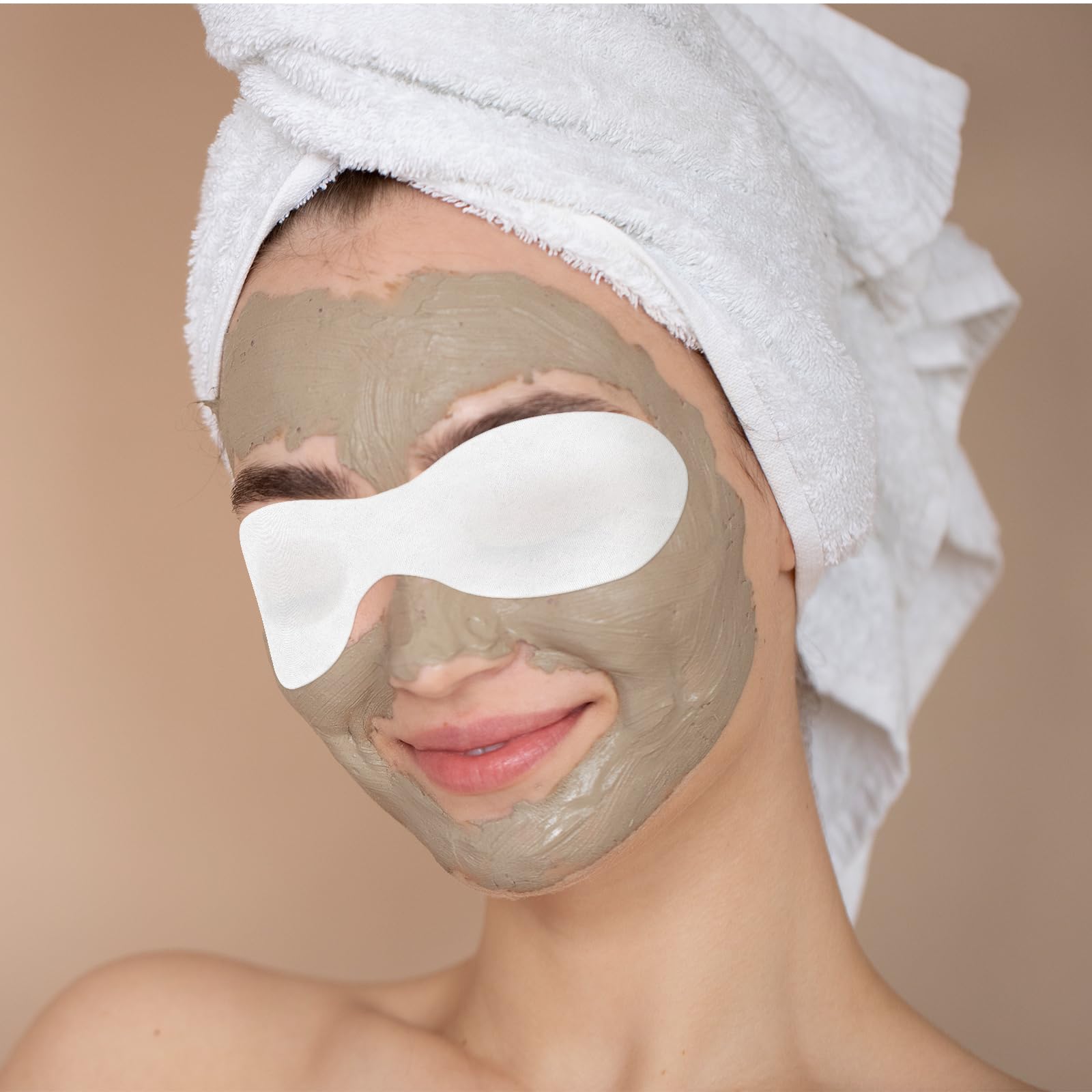 FdcLixuvol eye pads in use during a spa facial providing hygienic eye protection