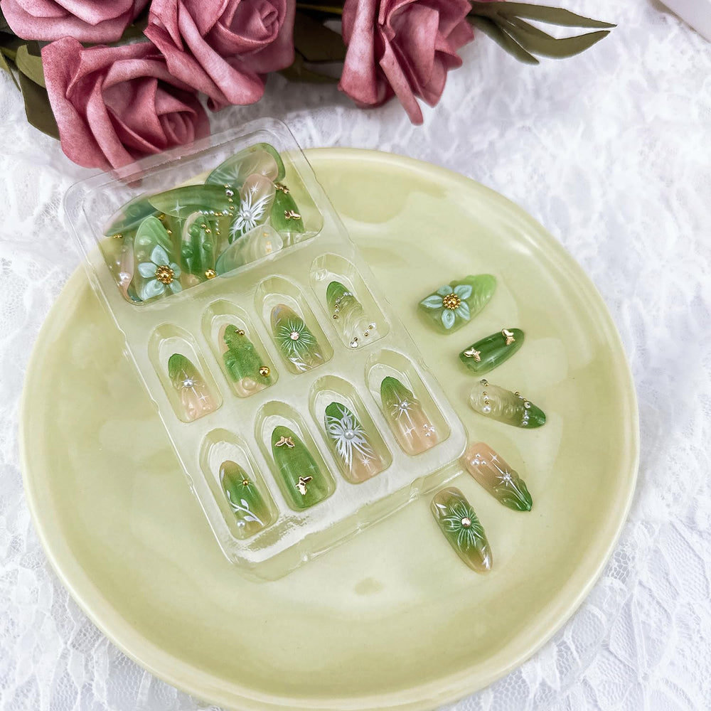 FDSQHSA nails arranged by size illustrating selection variety for perfect fit