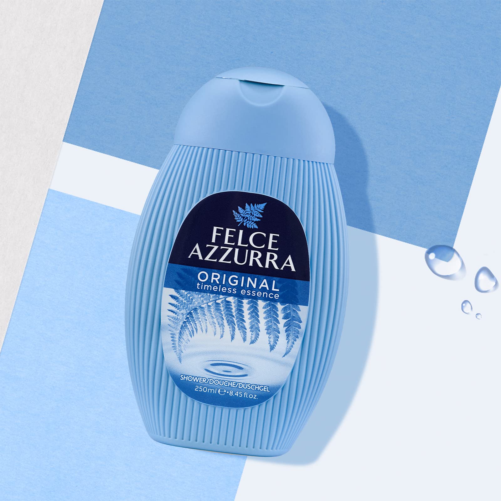 Felce Azzurra foamy lather close-up demonstrating creamy moisturizing texture