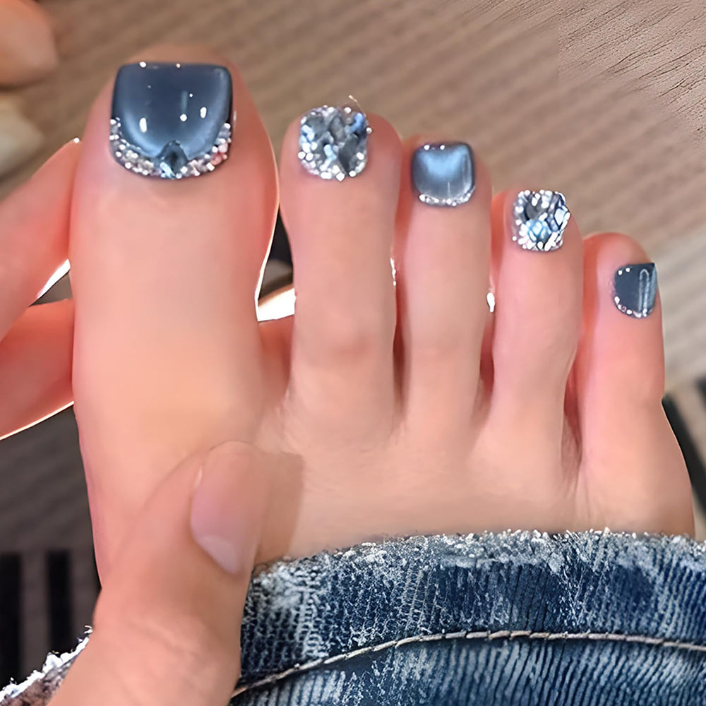 FIEONCIY front packaging showing full 24-piece toe nail kit and accessories for fast pedicures