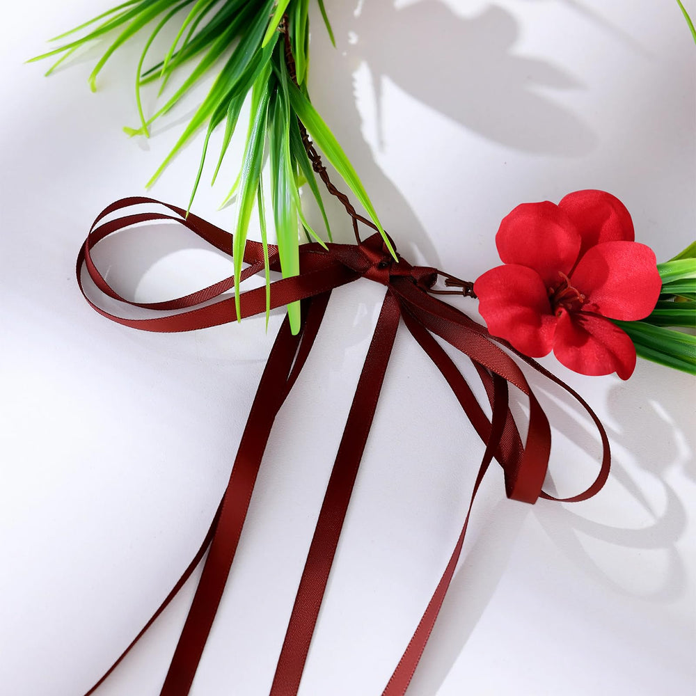 Flagogoo label and material close-up showing coated, water-resistant flowers for longevity