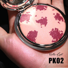 FOCALLURE swatch on skin demonstrating radiant, blendable glow benefit