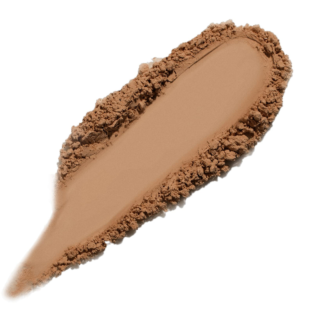 FOCALLURE pressed powder close-up texture highlighting smooth, blendable finish benefit