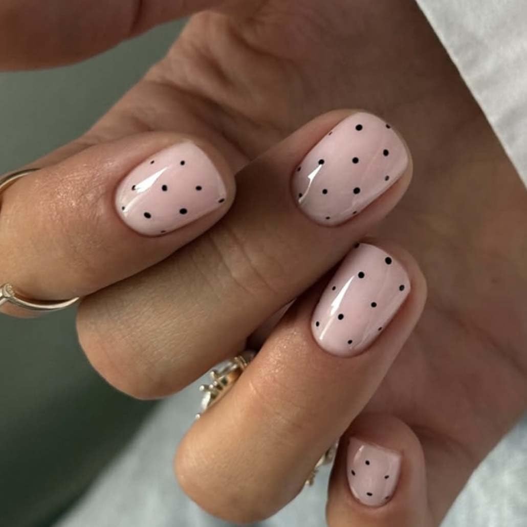 Foccna front packaging showing 24 glossy square press-on nails and accessories for convenience
