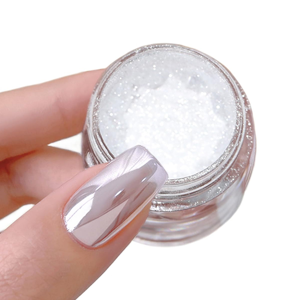 Fokostar jar front view showing white pearl chrome pigment and glossy finish benefit