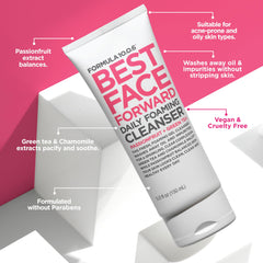 FORMULA 10.0.6 close-up ingredient panel highlighting green tea and chamomile benefits
