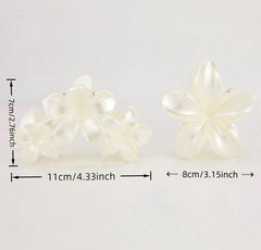 Fosrisix worn in beach hairstyle showing tropical look and comfortable hold