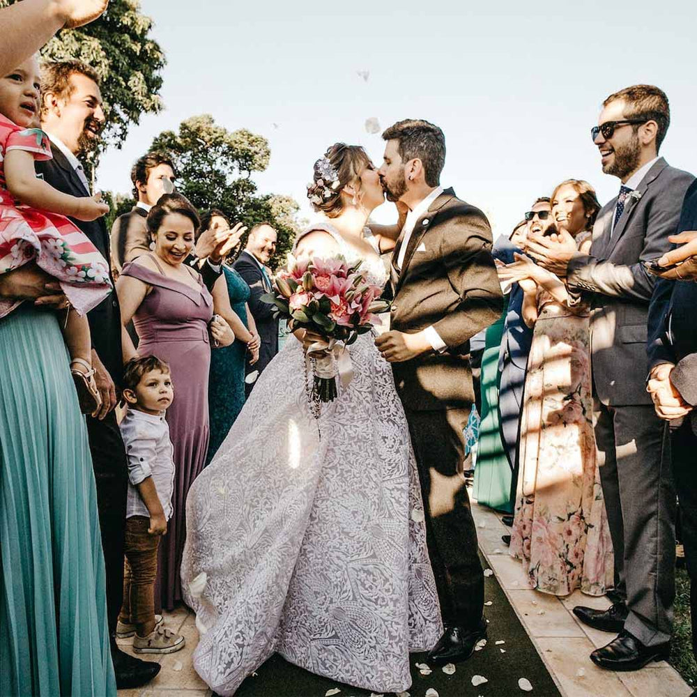 Foyte bride portrait wearing comb outdoors showing photo-ready sparkle