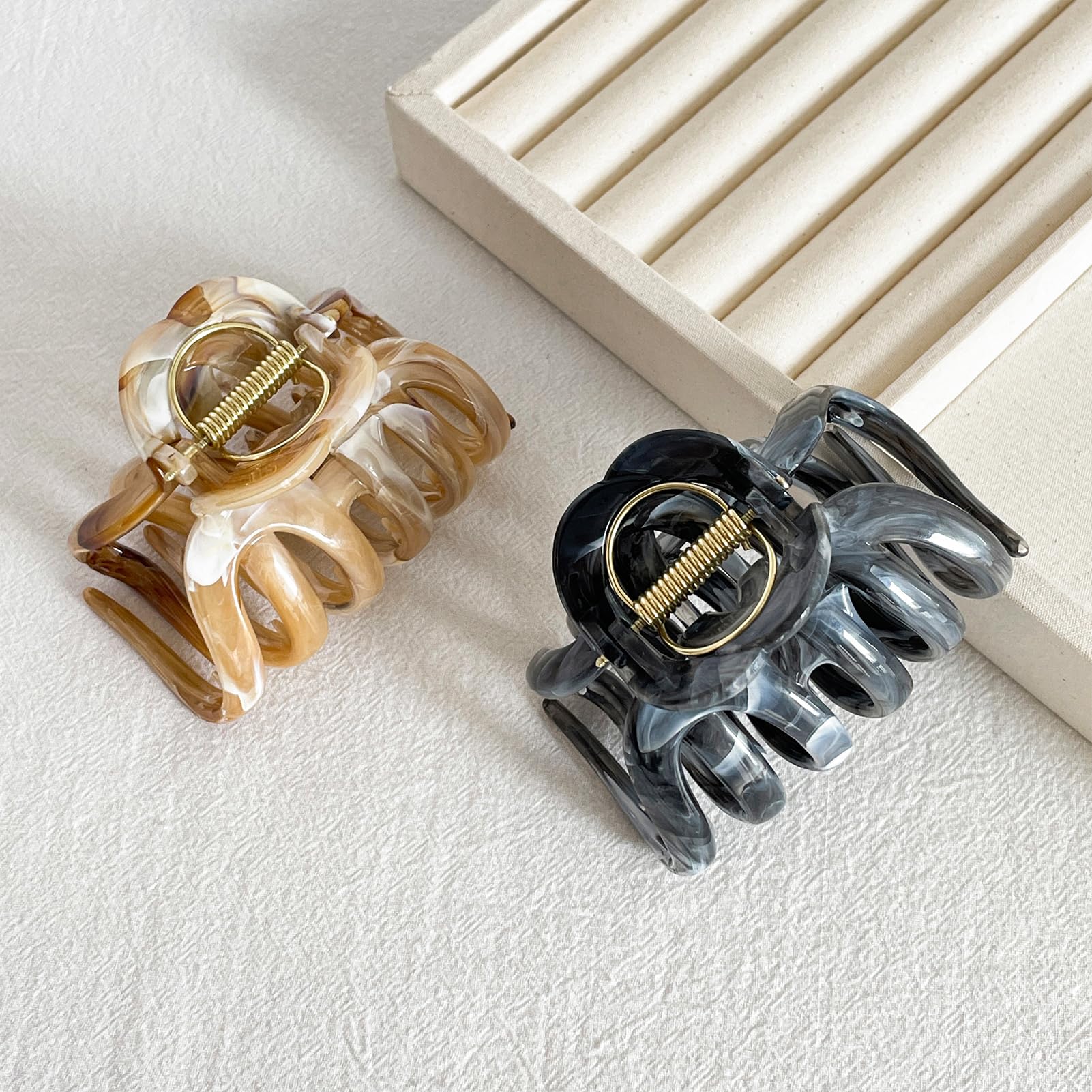 FRDTLUTHW close view of metal spring illustrates strong tension and lasting durability