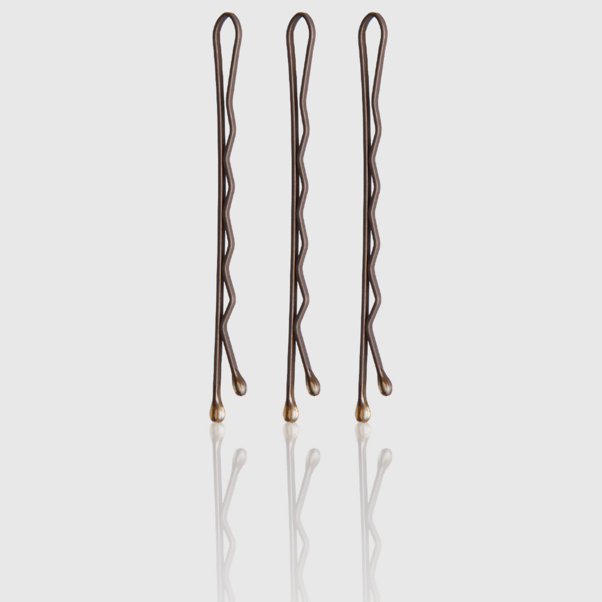 Fromm close-up of crimped pin teeth for superior grip