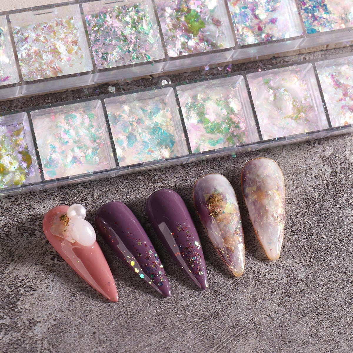 Furimuk lifestyle manicure on hands at event showing multi-angle sparkle benefit