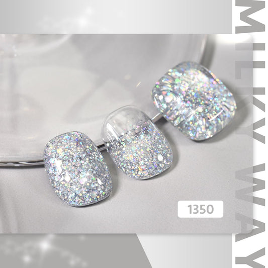 GAOY close-up of glitter texture highlighting dense diamond-like sparkle