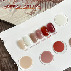 GAOY in-use salon application with brush building nail extension for controlled shaping benefit