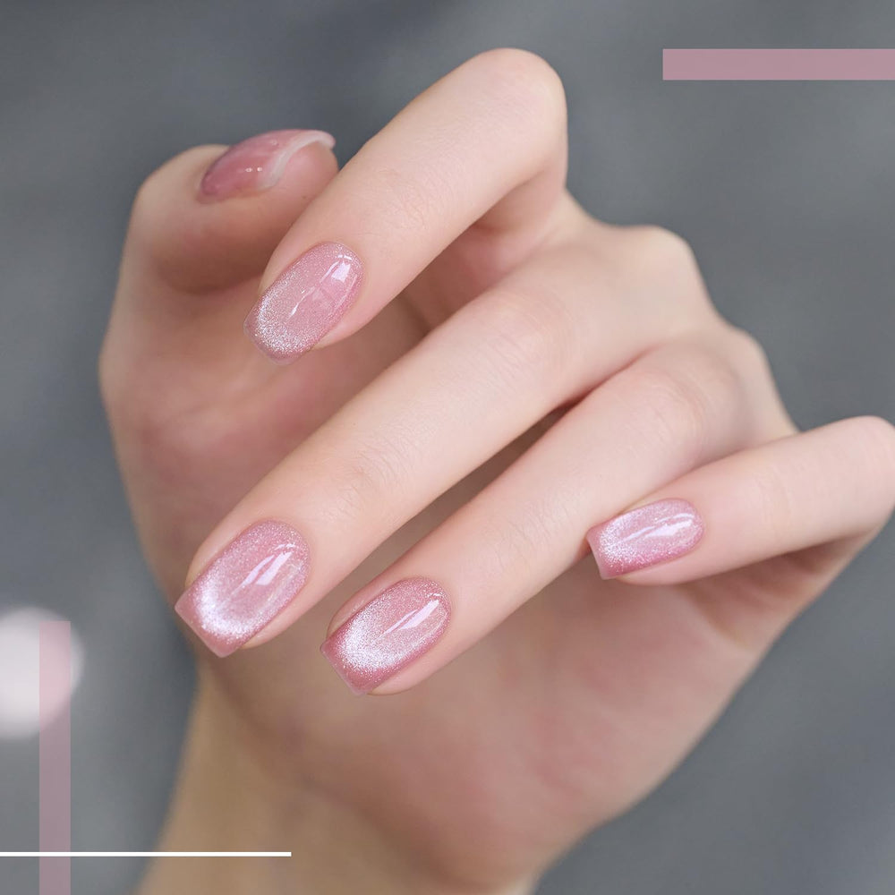 GAOY magnet held over wet gel creating cat-eye stripe for dramatic shine