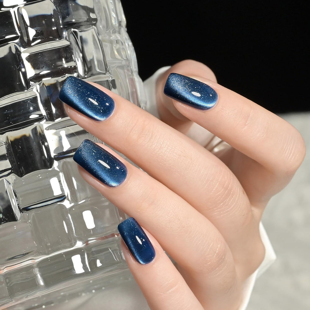 GAOY swatch wheel of Mystic Blue showing holographic sparkle benefit