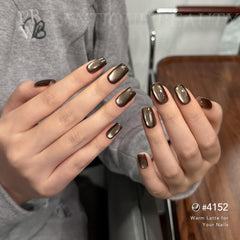 GAOY nail art in use on hand showing shifting holographic shimmer and salon-level shine