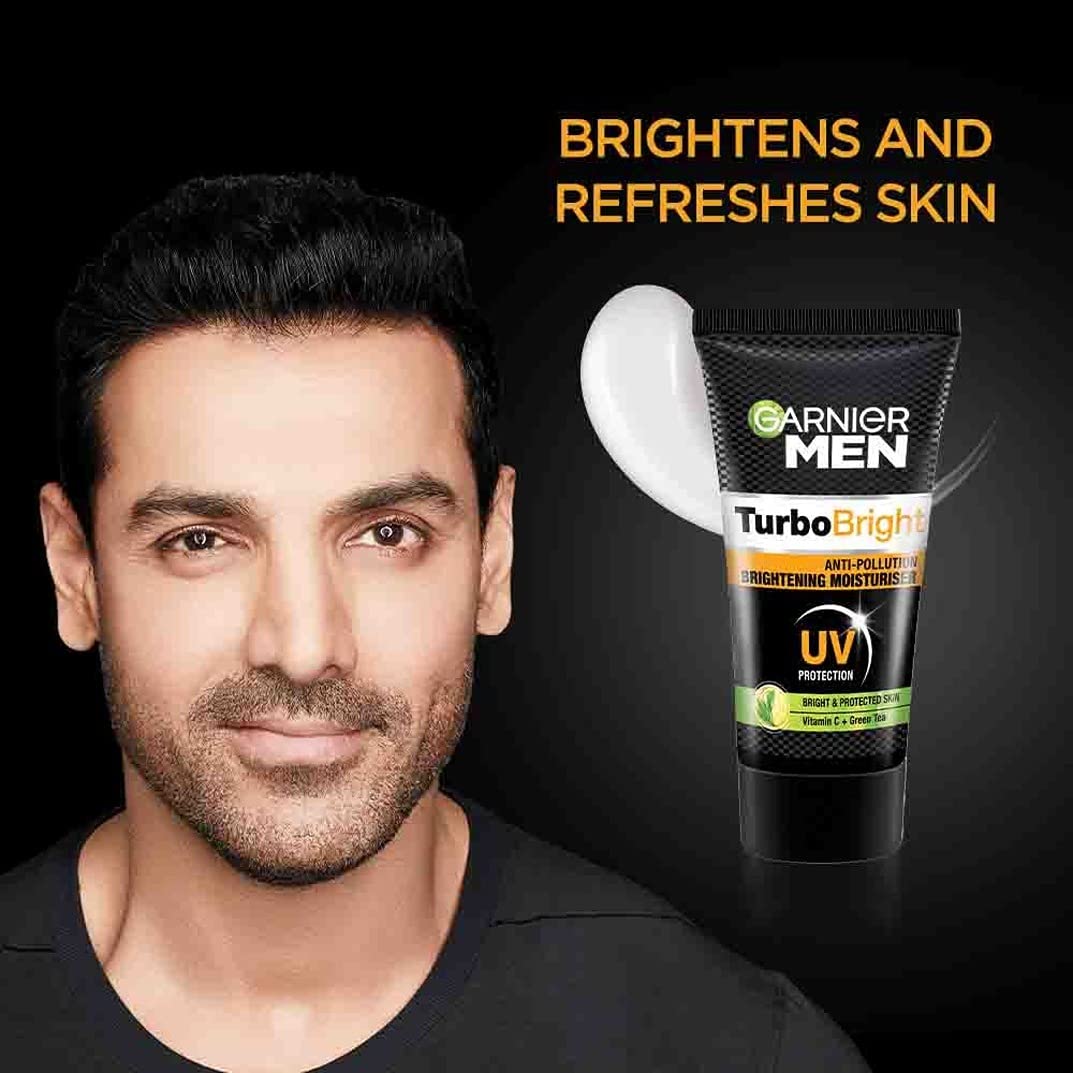 Garnier close-up of cream texture demonstrating quick-absorption benefit