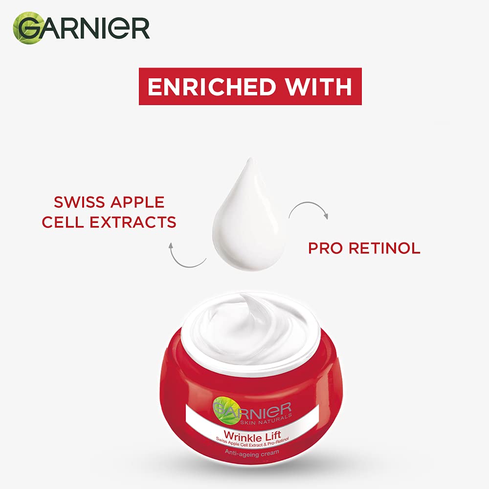 Garnier packaging label close-up showing product name and clear usage benefit
