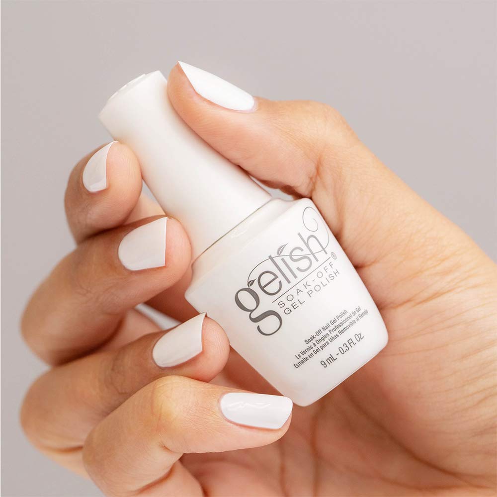 Gelish Arctic Freeze close-up gloss highlighting high-shine finish benefit