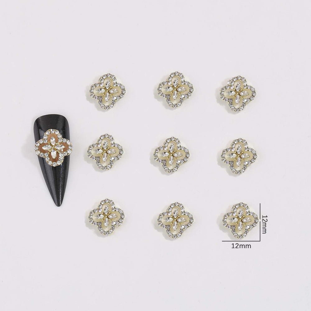 Generic clover applied on acrylic nail demonstrating Generic salon-quality accent