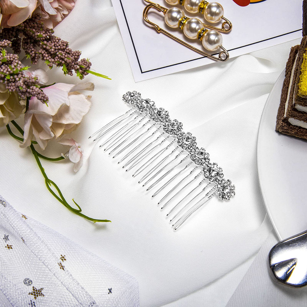 Geosar comb securing a veil to illustrate accessory compatibility