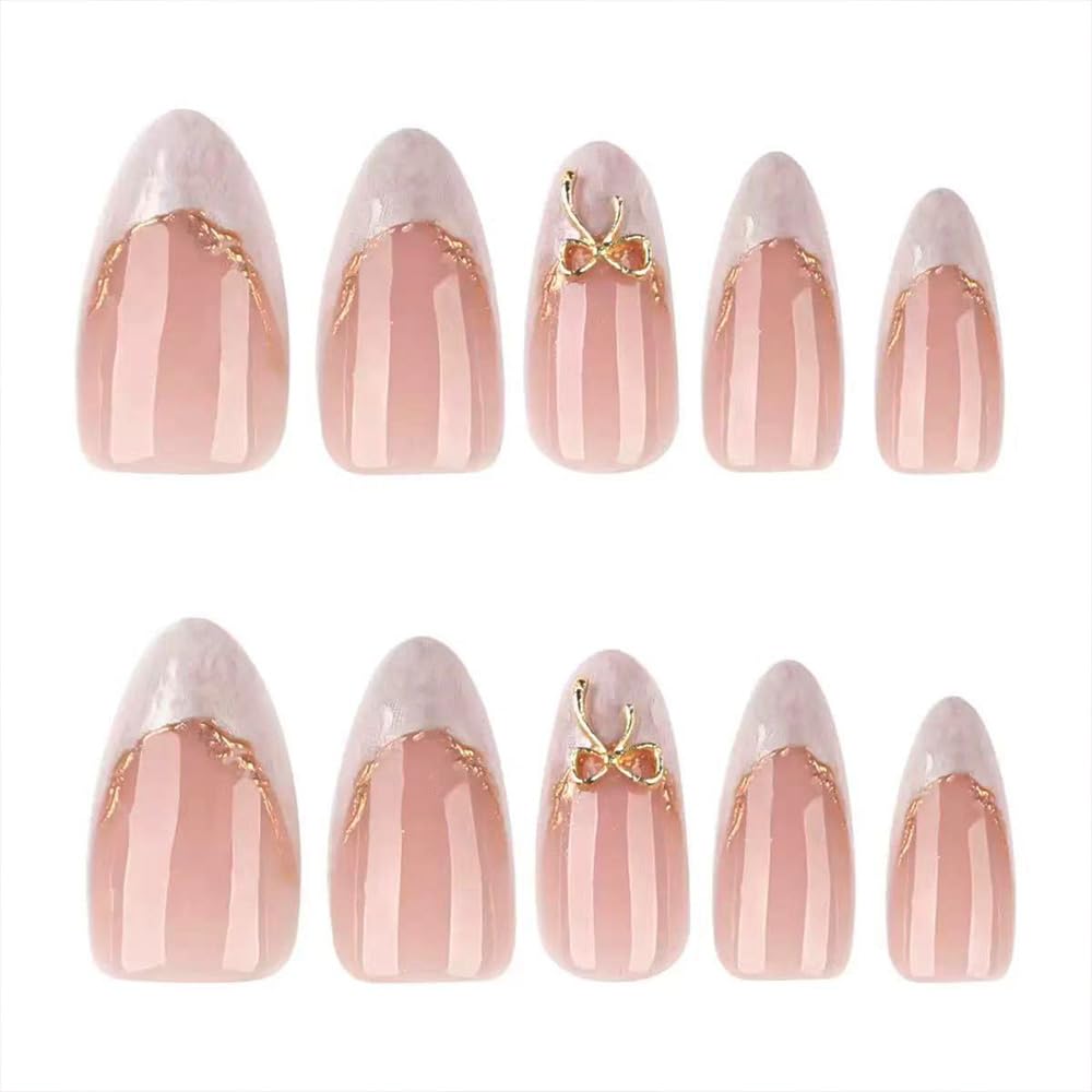 geyakal hand holding nails shows size and scale for realistic wear