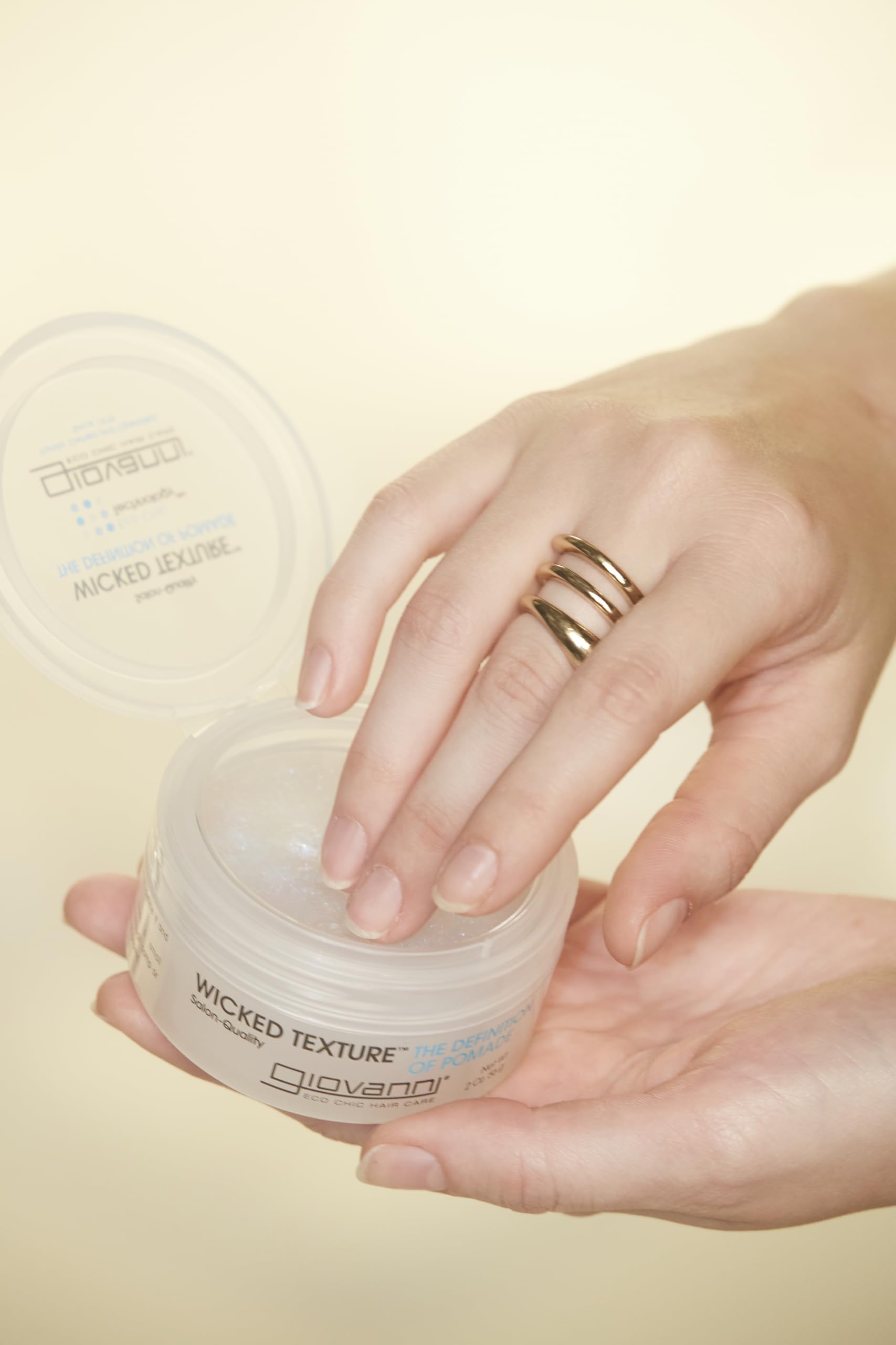 GIOVANNI close-up of pomade texture revealing workability and grip