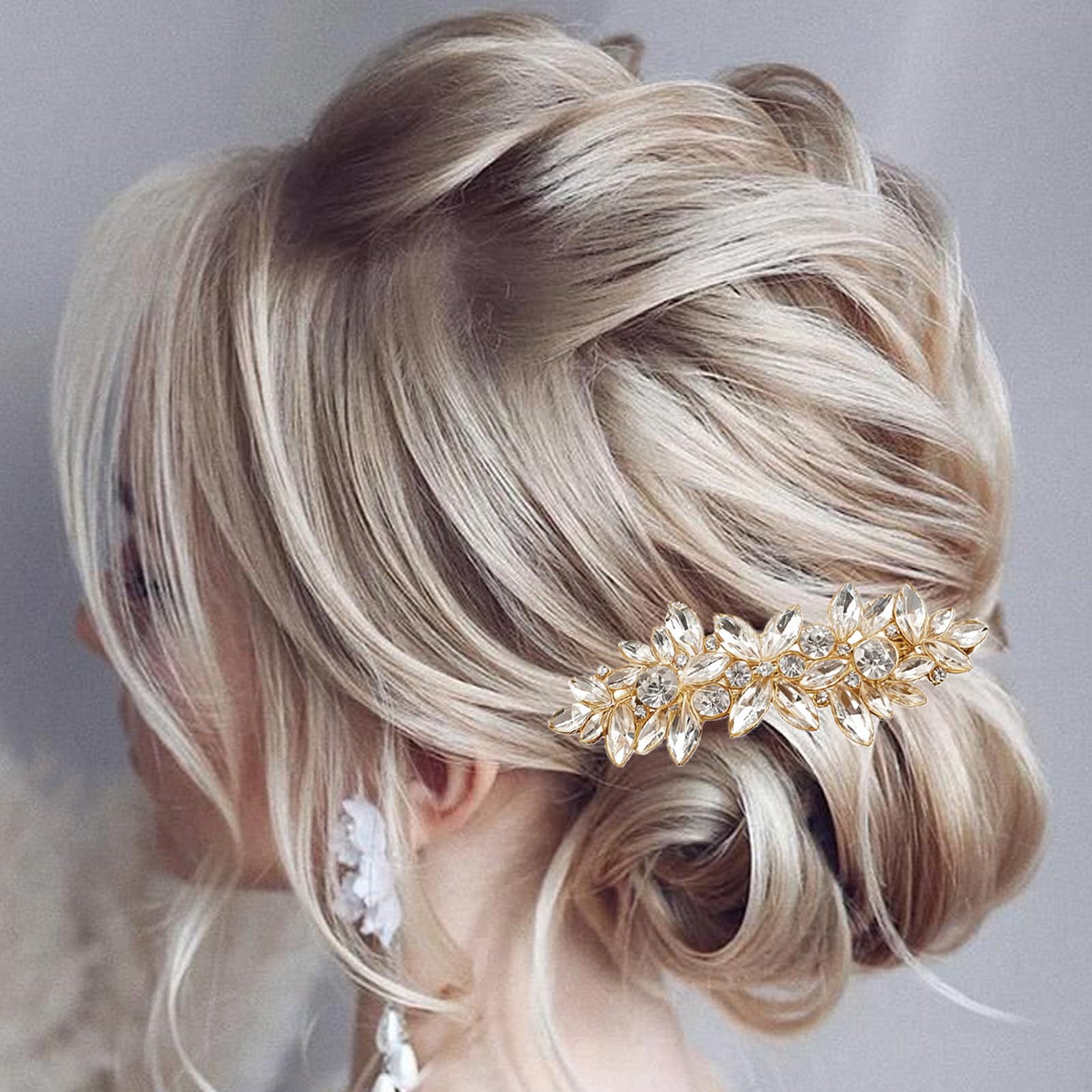GIYAWA bride and bridesmaids wearing clips showing coordinated look and event-ready benefit
