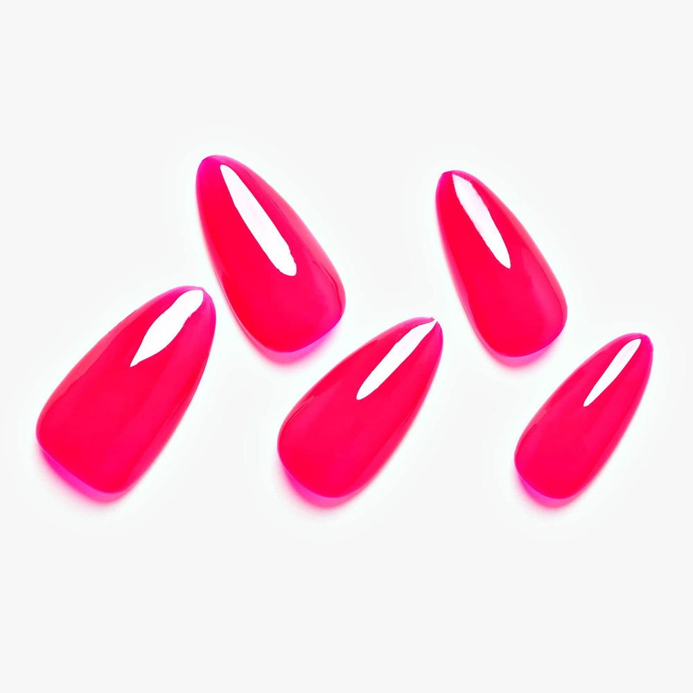 GLAMERMAID nail application using adhesive, ensures secure long-lasting wear benefit