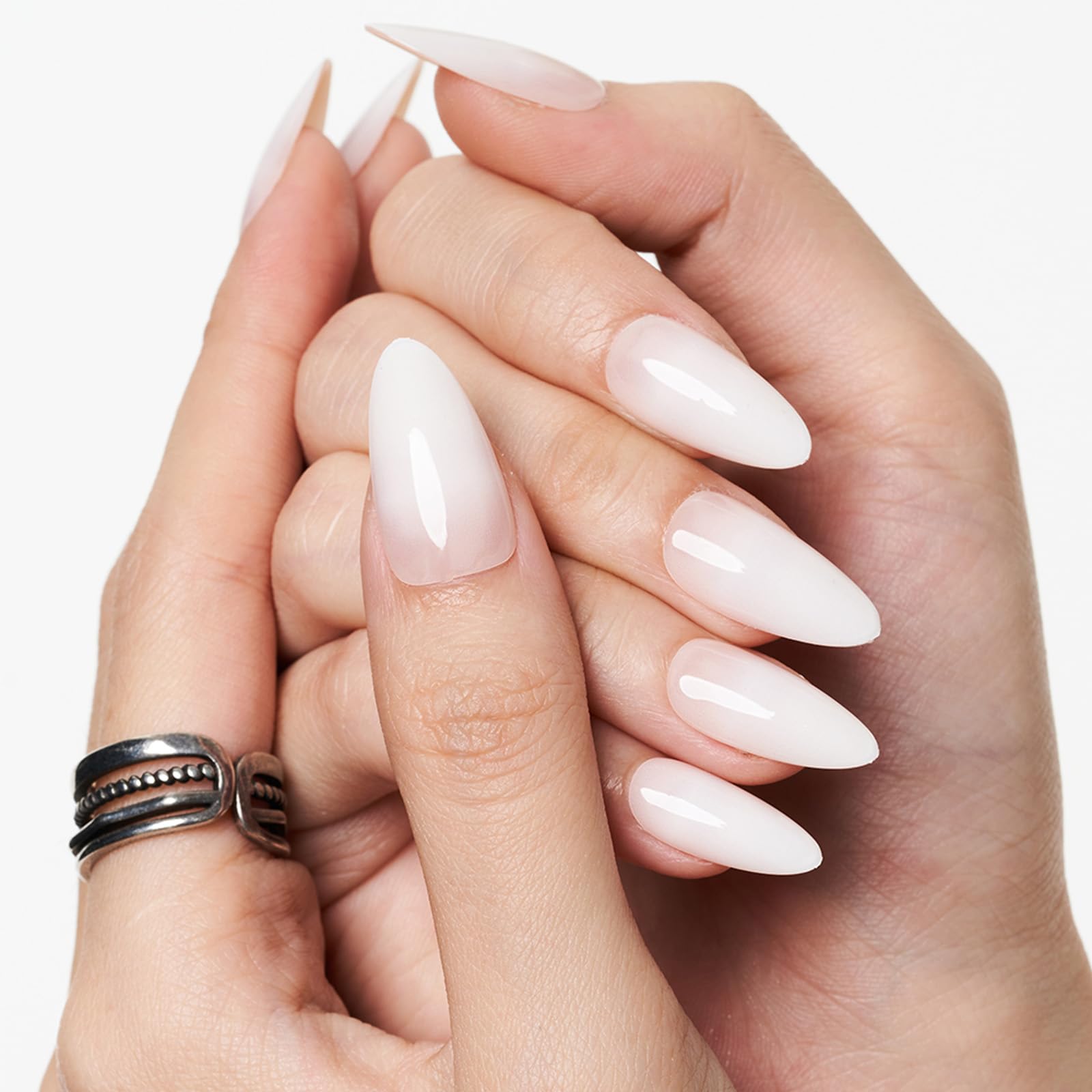 GLAMERMAID close-up of white ombré gradient showing clean salon-like fade