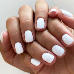 GLAMERMAID close-up of gel-like shine highlighting durable glossy finish