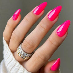 GLAMERMAID front packaging showing hot pink and rose red nails, attractive presentation benefit