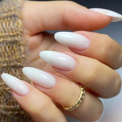 GLAMERMAID front packaging showing almond white ombre kit and quick benefits