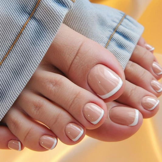 GLAMERMAID front packaging showing full press-on toenail kit and quick benefits
