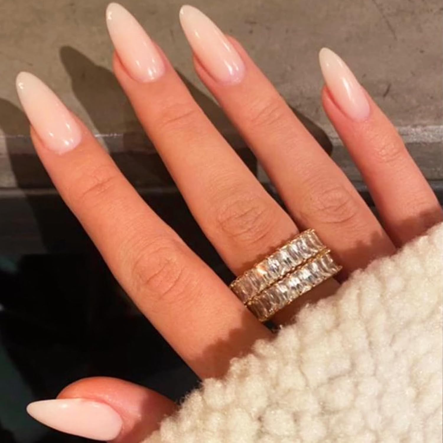 GLAMERMAID nails styled with a summer outfit to show versatile fashion use
