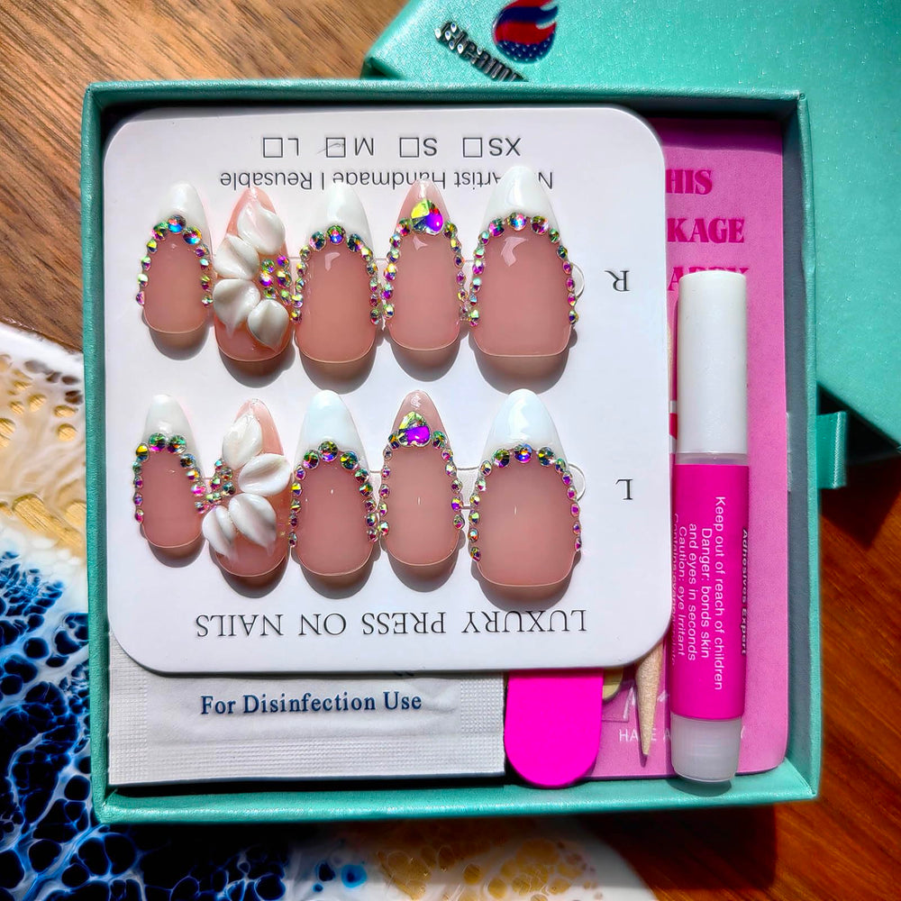 Gleamrain size comparison with ruler showing M size fit and easy selection