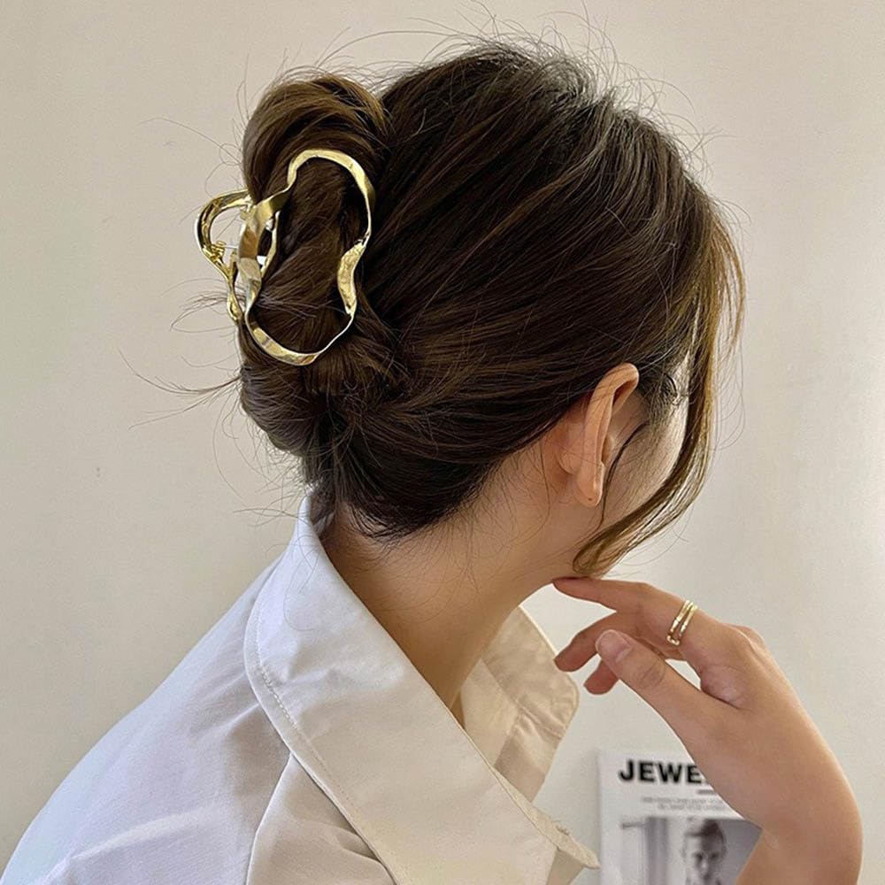 GLINLS securing fine hair half-up style without pulling