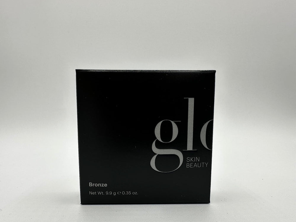 Glo Skin Beauty packaging label showing antioxidant ingredients and shade