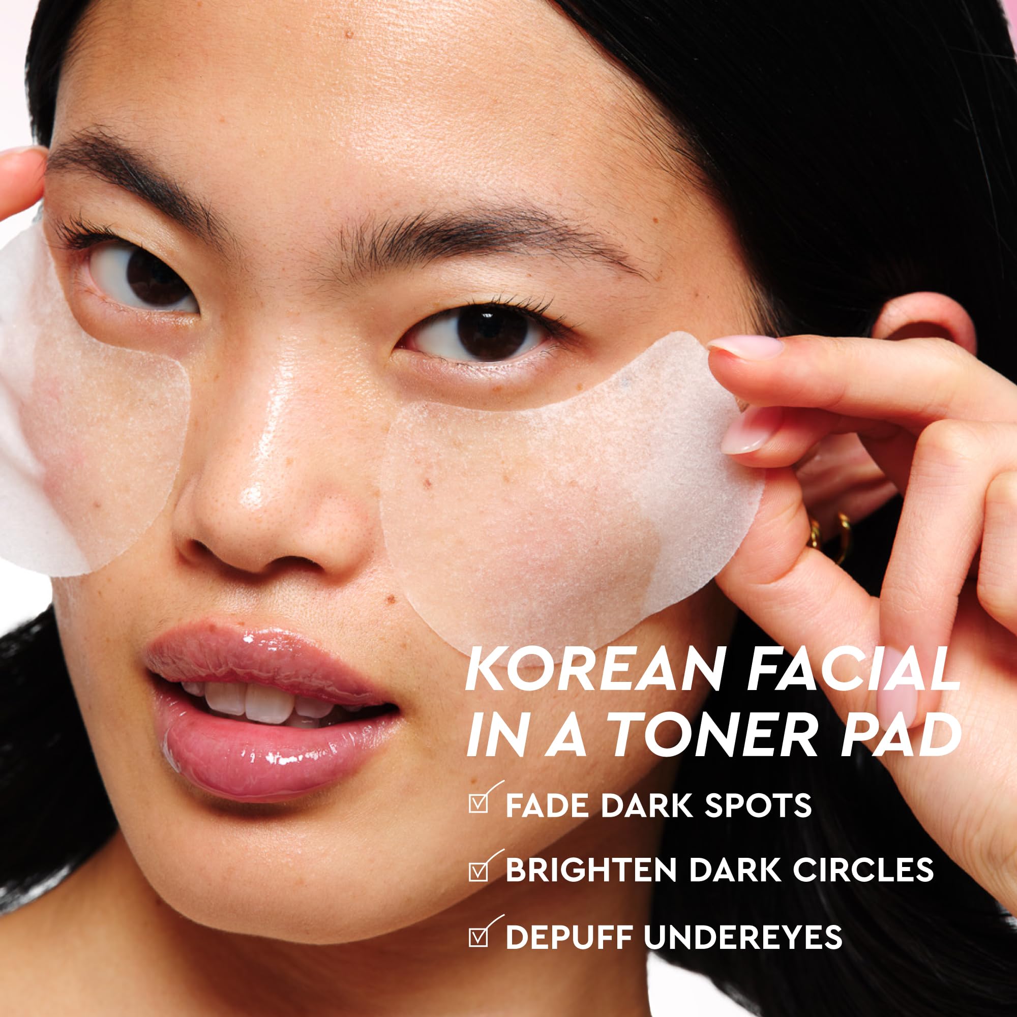 Glow Recipe close-up pad texture soaked with serum displaying saturated, absorbent surface