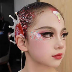 Go Ho glitter in hair showing color contrast and reflective movement benefit