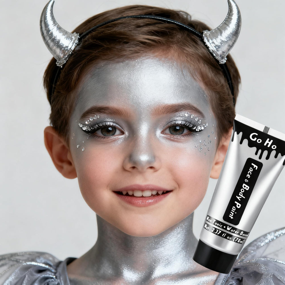 Go Ho metallic silver cream close-up texture, showing smooth blendable consistency