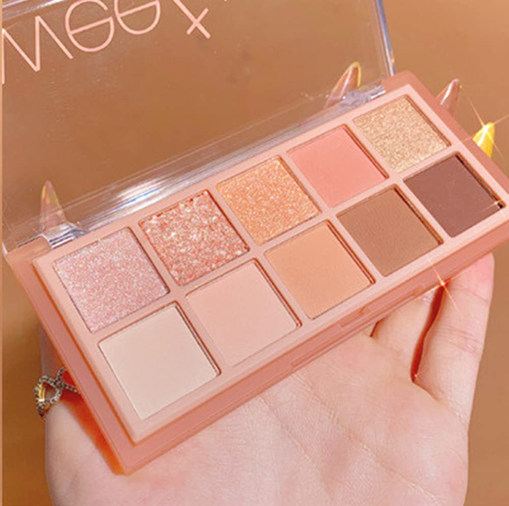 Go Ho palette front packaging showing ten warm shades and secure button closure for travel