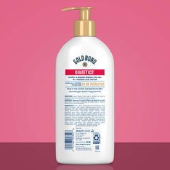 Gold Bond applying lotion to hand demonstrating quick hydration benefit