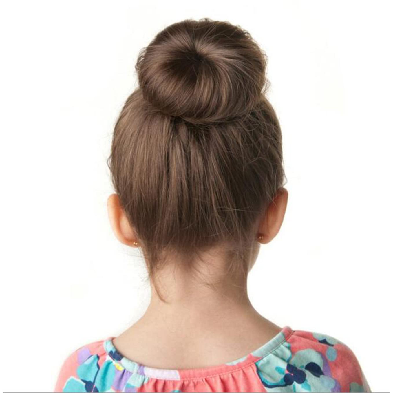 GoldRose bun maker used in ballet hairstyle demonstrating secure, stage-ready bun