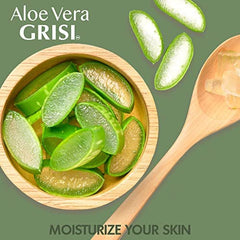 Grisi shampoo being applied in shower to demonstrate in-use ease and effective rinsing