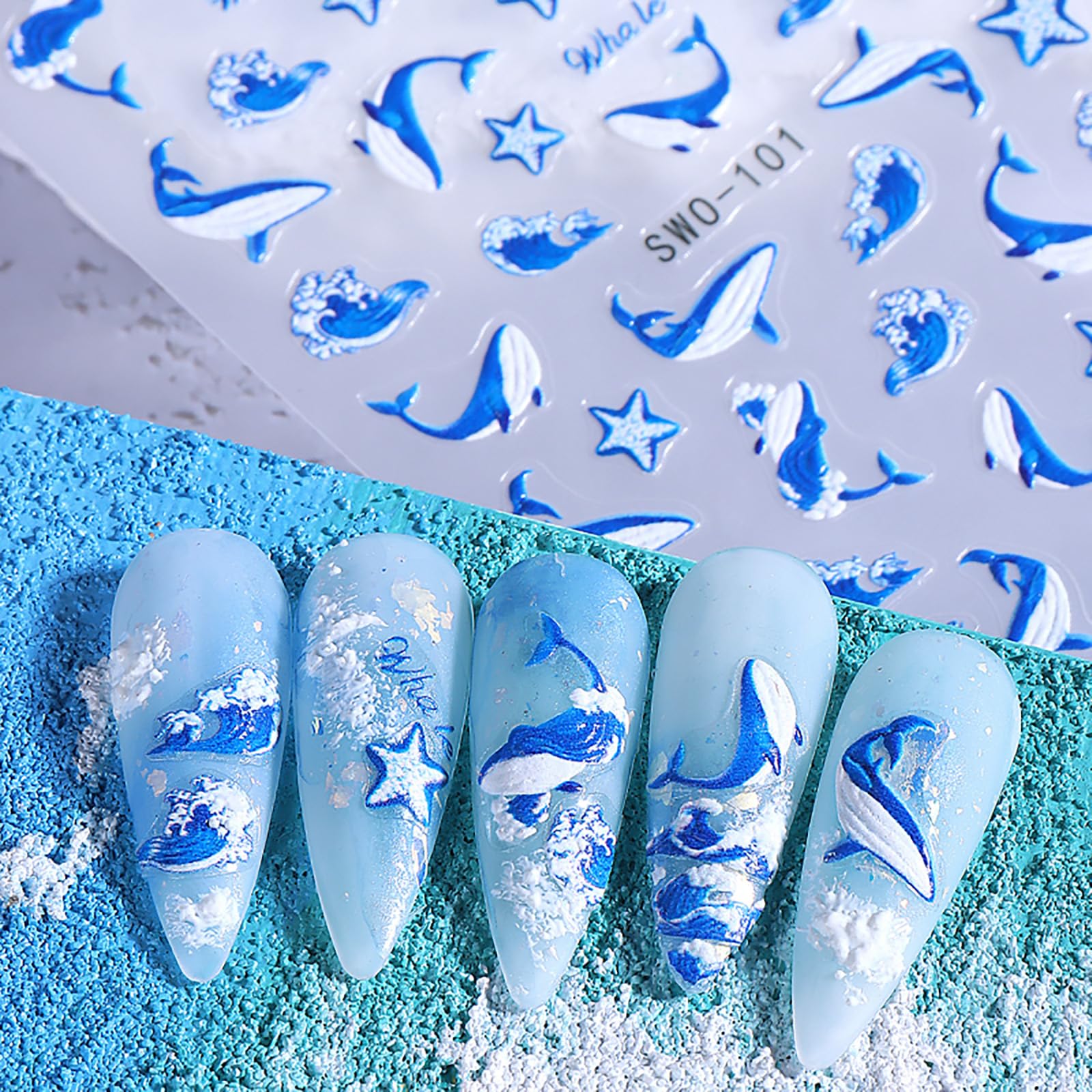 GRITOSE finished beach manicure worn outdoors for stylish summer nails